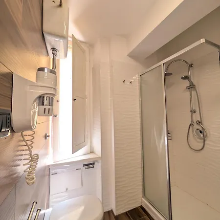 B&bobo Bed & Breakfast Salerno