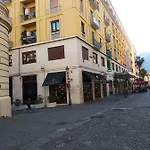Kalis Apartment Apartman Salerno