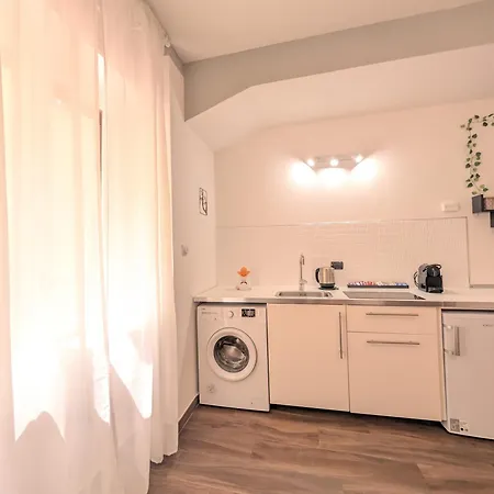 B&bobo Bed & Breakfast 4*