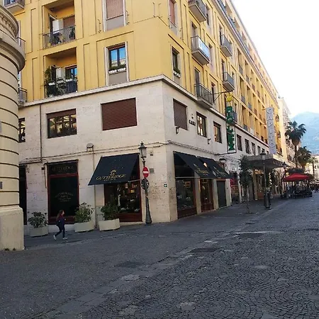 B&bobo Bed & Breakfast Salerno